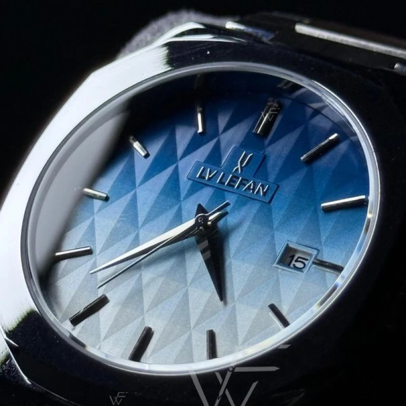 LV LEFAN Blueish Ice